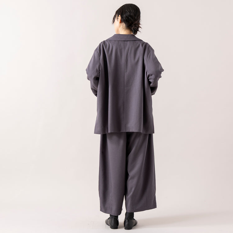 モデル身長165cm,uncinqのCotton 100/2Broad Standneck Pullover|uncinqのTwill Stretch Tuck Cocoon Pants|facciamoのMeringa（メリンガ）,https://market.e-begin.jp/products/dlt_unc1007l_lala|https://market.e-begin.jp/products/dlt_unc1541s_lala|https://market.e-begin.jp/products/are_fac0636k_lala
