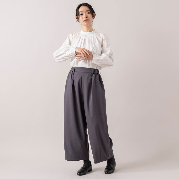 モデル身長165cm,uncinqのCotton 100/2Broad Standneck Pullover|facciamoのMeringa（メリンガ）,https://market.e-begin.jp/products/dlt_unc1007l_lala|https://market.e-begin.jp/products/are_fac0636k_lala