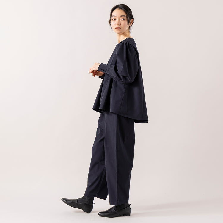 ネイビー着用 モデル身長165cm,uncinqのWeather Stretch Tapered Easy Pants|facciamoのMeringa（メリンガ）,https://market.e-begin.jp/products/dlt_unc1543s_lala|https://market.e-begin.jp/products/are_fac0636k_lala