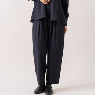 uncinq | アンサンク　Weather Stretch Tapered Easy Pants