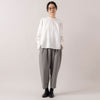 モデル身長165cm,uncinqのMelange Ox Tuck Cropped Pants|facciamoのMeringa（メリンガ）,https://market.e-begin.jp/products/dlt_unc1535s_lala|https://market.e-begin.jp/products/are_fac0636k_lala