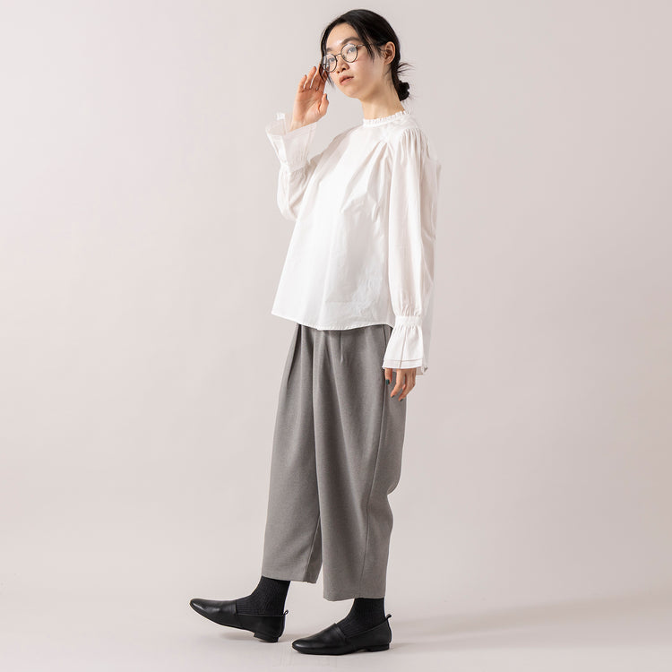 モデル身長165cm,uncinqのMelange Ox Tuck Cropped Pants|facciamoのMeringa（メリンガ）,https://market.e-begin.jp/products/dlt_unc1535s_lala|https://market.e-begin.jp/products/are_fac0636k_lala