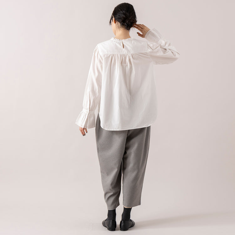 モデル身長165cm,uncinqのMelange Ox Tuck Cropped Pants|facciamoのMeringa（メリンガ）,https://market.e-begin.jp/products/dlt_unc1535s_lala|https://market.e-begin.jp/products/are_fac0636k_lala