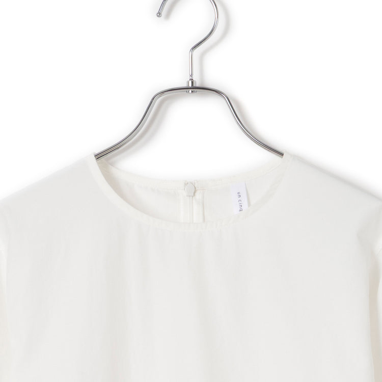 uncinq | アンサンク　Typewriter Hem Pleats Pullover