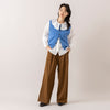 モデル身長165cm,LE MELANGEの14G綿混ニットベスト|HEAVENLYのWasher Broadcloth Frillcollar Blouse|facciamoのMeringa（メリンガ）,https://market.e-begin.jp/products/inf_lem1052s_lala|https://market.e-begin.jp/products/dlt_hvr0995s_lala|https://market.e-begin.jp/products/are_fac0636k_lala