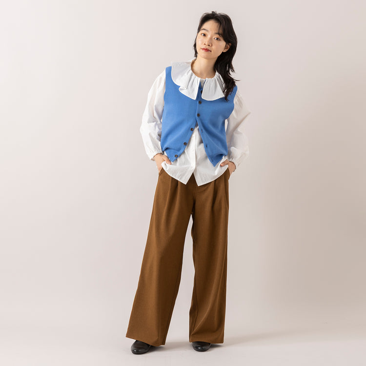 モデル身長165cm,LE MELANGEの14G綿混ニットベスト|HEAVENLYのWasher Broadcloth Frillcollar Blouse|facciamoのMeringa（メリンガ）,https://market.e-begin.jp/products/inf_lem1052s_lala|https://market.e-begin.jp/products/dlt_hvr0995s_lala|https://market.e-begin.jp/products/are_fac0636k_lala