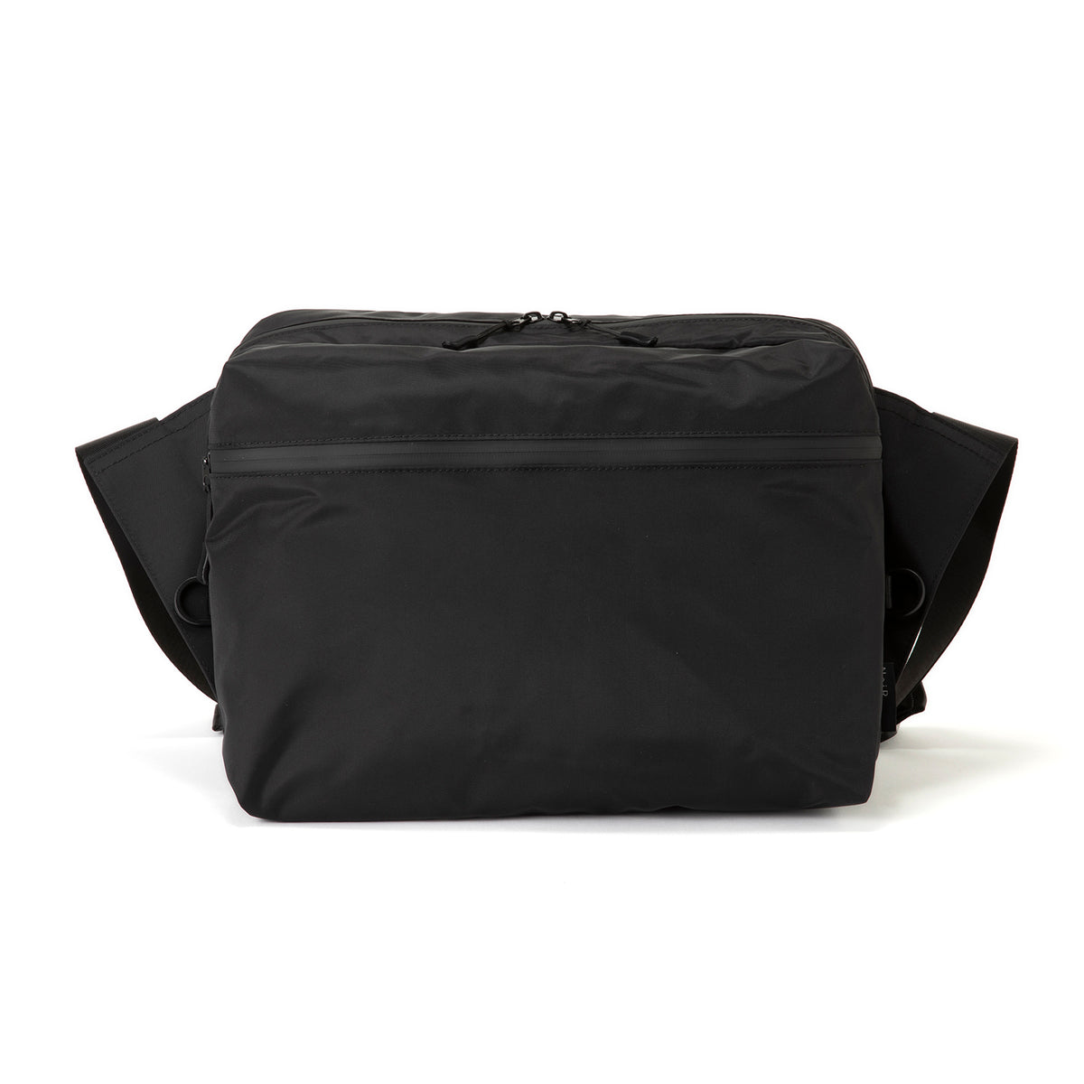 EMA_NOI0438Q_LALA-m-01_1200x.