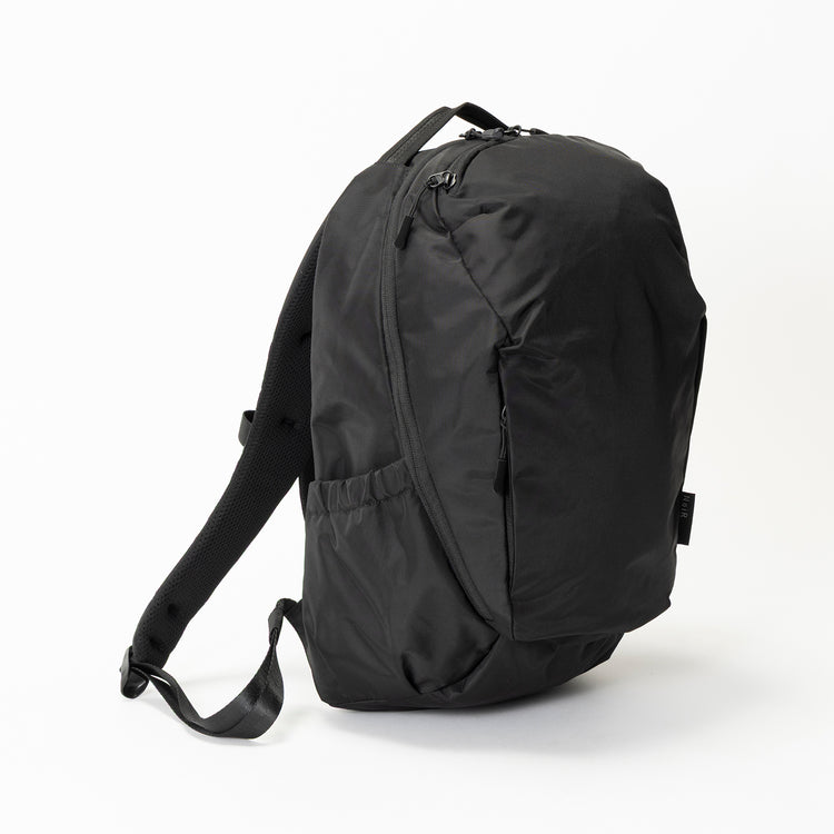 noir | ノアール　gemini middle backpack