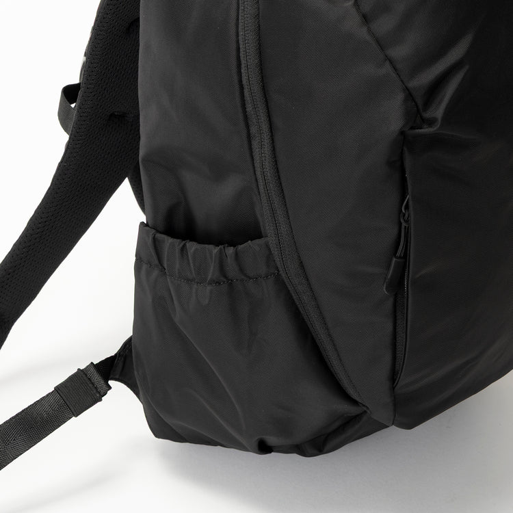 noir | ノアール　gemini middle backpack