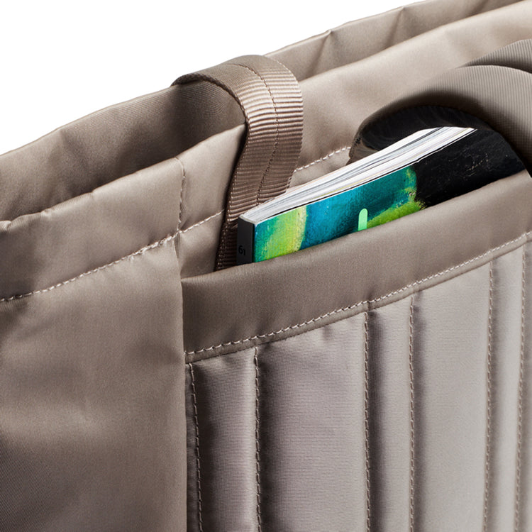 Bellroy | ベルロイ　Laneway Totepack