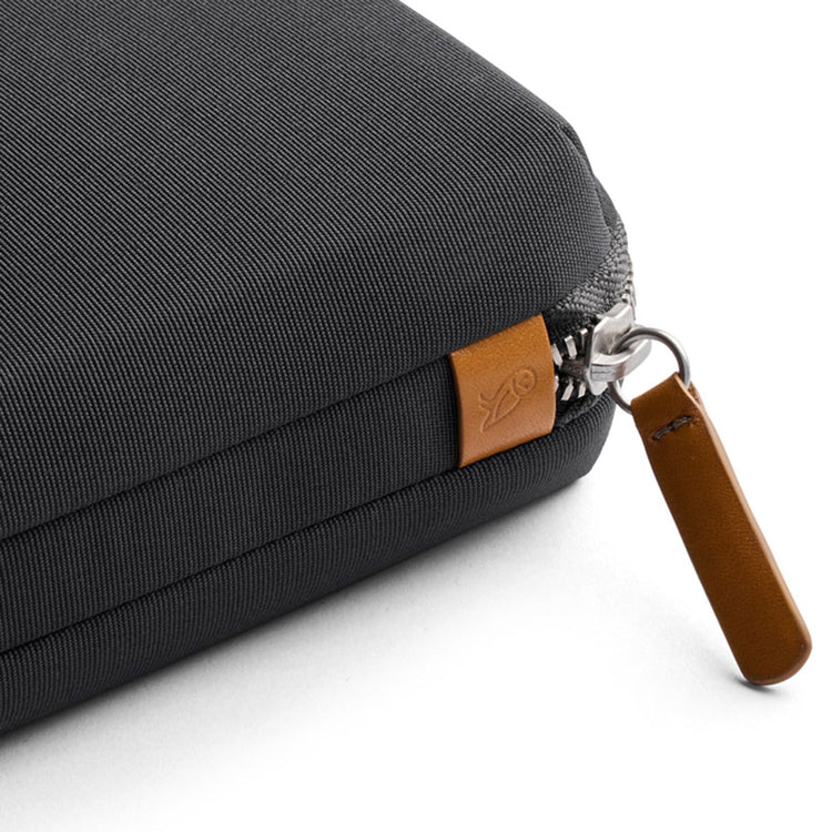 Bellroy | ベルロイ　Tech Kit Compact