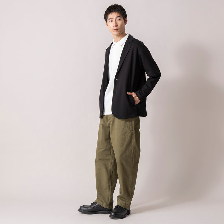 着用サイズL (モデル身長180cm)