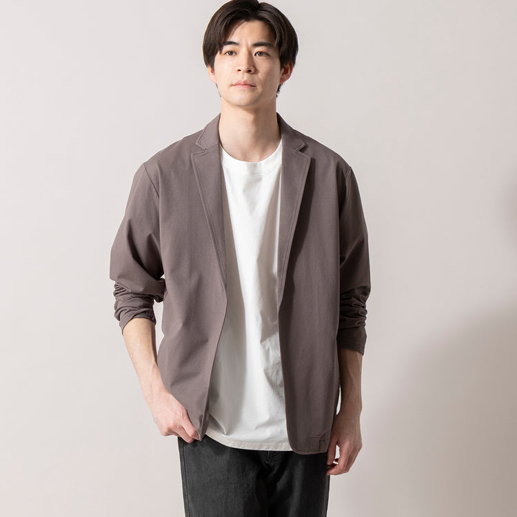 着用サイズ L(身長181cm)