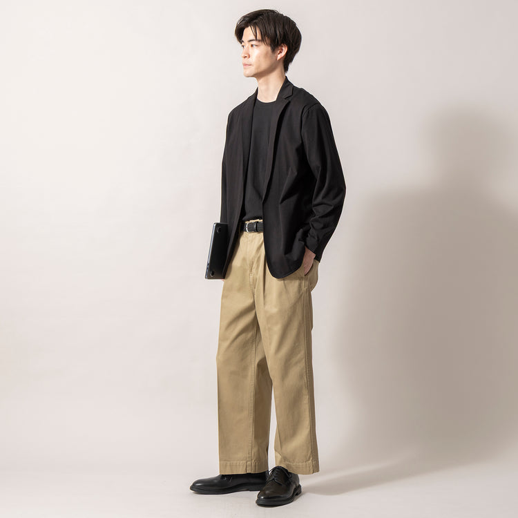 着用サイズ L(身長181cm)