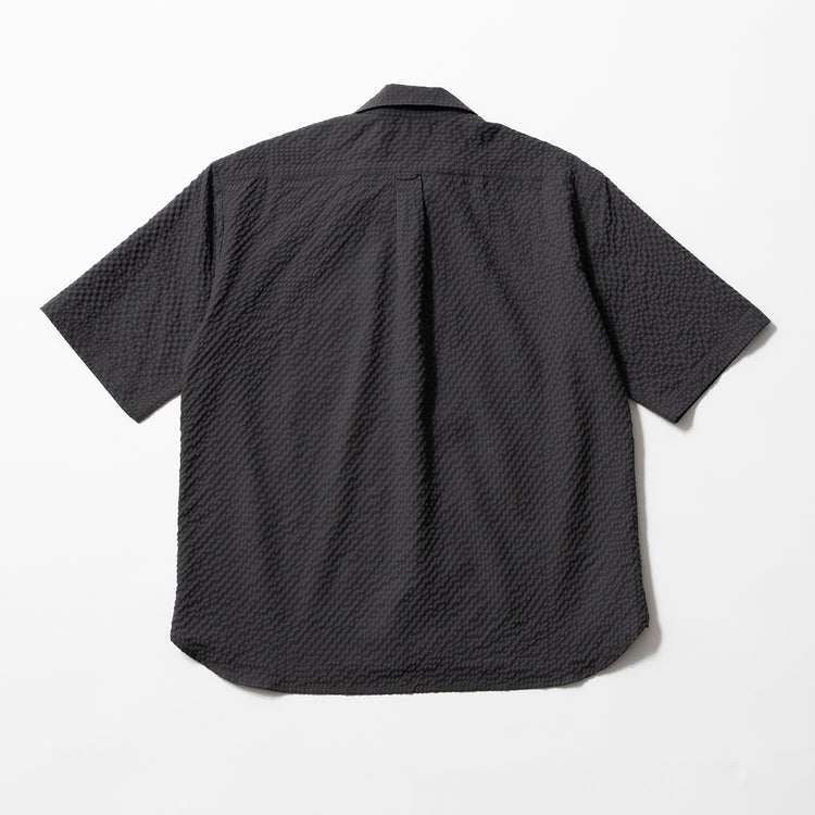 ALLOWED TO UNFOLD | アロウド トゥ アンフォールド　ドビーメッシュ ドットボタンワンナップカラー半袖シャツ