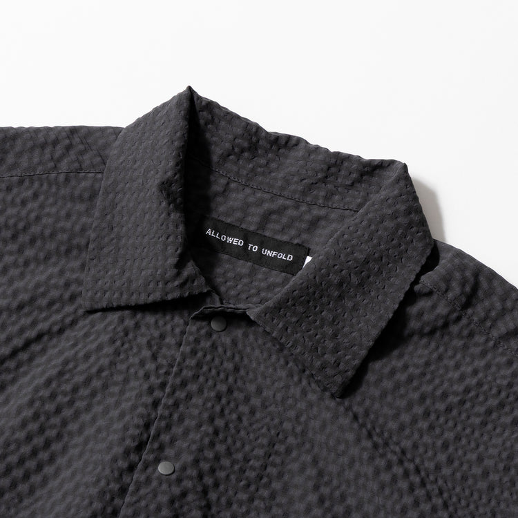 ALLOWED TO UNFOLD | アロウド トゥ アンフォールド　ドビーメッシュ ドットボタンワンナップカラー半袖シャツ