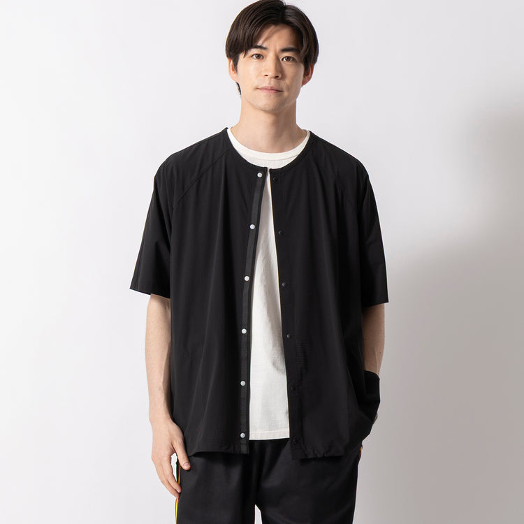 着用サイズ L(モデル身長181cm)