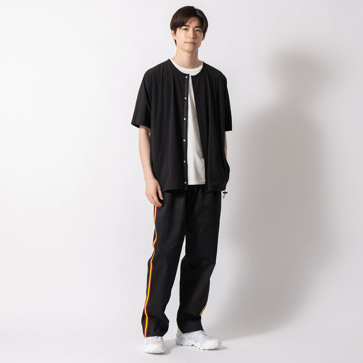 着用サイズ L(モデル身長181cm)