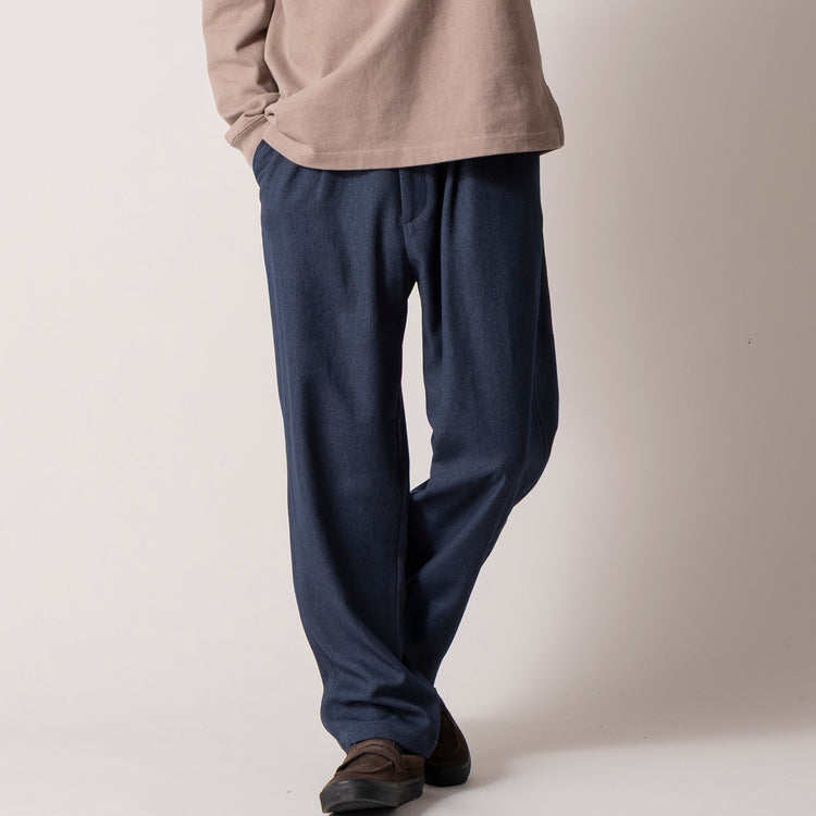 着用サイズL (モデル身長180cm)