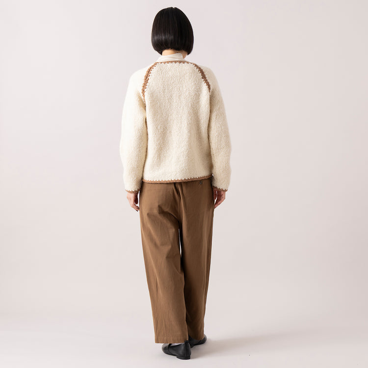 モデル身長165cm,HIMALAYAN CLIMBER'S HAND-KNITのかぎ針カーディガン|RNA-Nのウールブレンドタートル|TUTIE.の丈の選べるコットンピーチ起毛パンツ|facciamoのMeringa（メリンガ）,https://market.e-begin.jp/products/epi_him1251s_lala|https://market.e-begin.jp/products/tky_rnn1268s_lala|https://market.e-begin.jp/products/equ_tte1272s_lala|https://market.e-begin.jp/products/are_fac0636k_lala