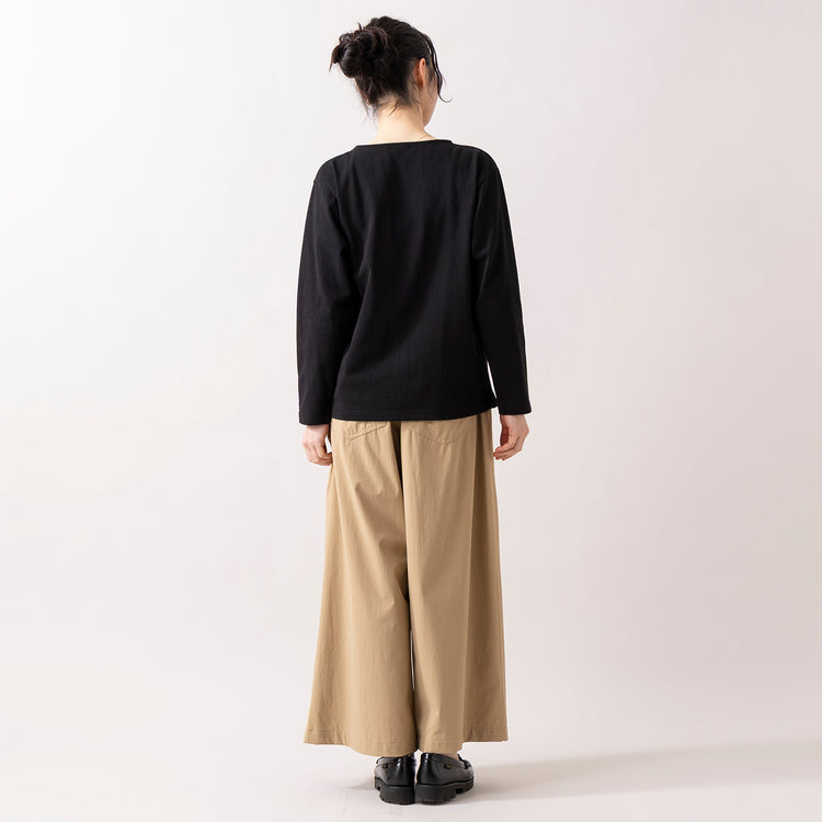 モデル身長165cm,MANONのNYLON 2WAY WIDE PANTS|rapiécageのアジャストダブルパイプコードネックレス,https://market.e-begin.jp/products/mks_mnn0096u_lala|https://market.e-begin.jp/products/rdx_rpc0106u_lala