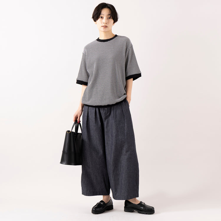 モデル身長 163cm,Healthknitのベーシックワッフル リブヘムクルーネック 半袖|TIDEWAYのノートPCも入る、大人レザートート（ショルダー付き）|Jalan Sriwijayaのネイビービットローファー VIBRAMソール,https://market.e-begin.jp/products/she_hea0282u_lala|https://market.e-begin.jp/products/snk_tid0273u_lala|https://market.e-begin.jp/products/gmt_srw1032p_lala