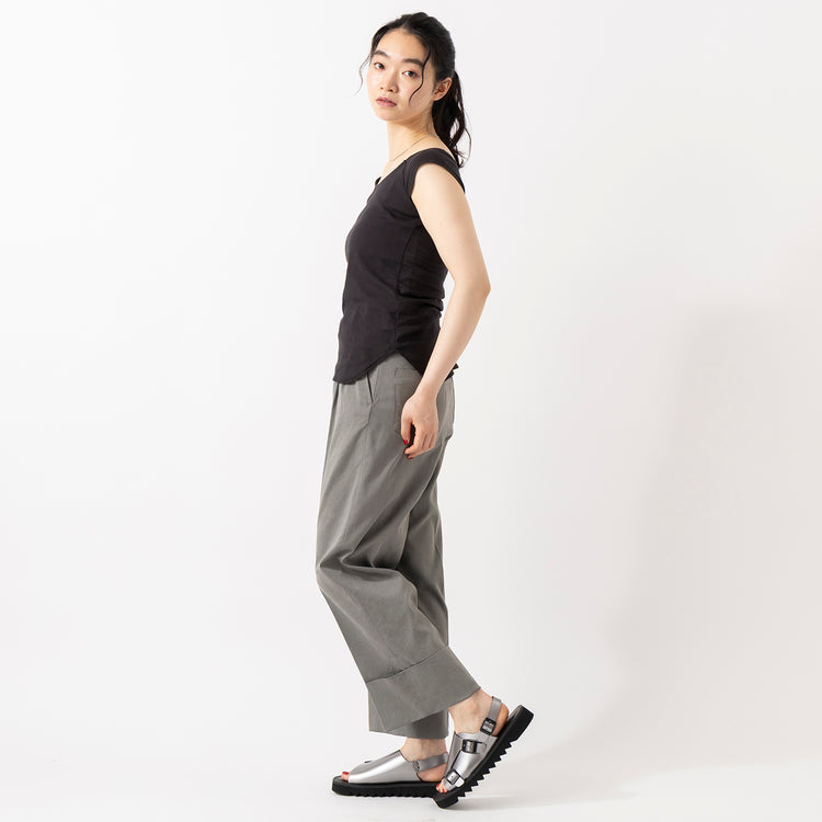 モデル身長165cm,YonetomiのCOTTON SUKASHI KNIT S/T|FIL DE FERのシャンブレーツイル ワイドターンアップパンツ|Organic handloomのSIENA|Taaiiのベネチアンチェーンスリムネックレス,https://market.e-begin.jp/products/yts_ynt0431u_lala|https://market.e-begin.jp/products/rdx_fdf0398u_lala|https://market.e-begin.jp/products/sed_ogh0418u_lala|https://market.e-begin.jp/products/tii_tii1120n_lala