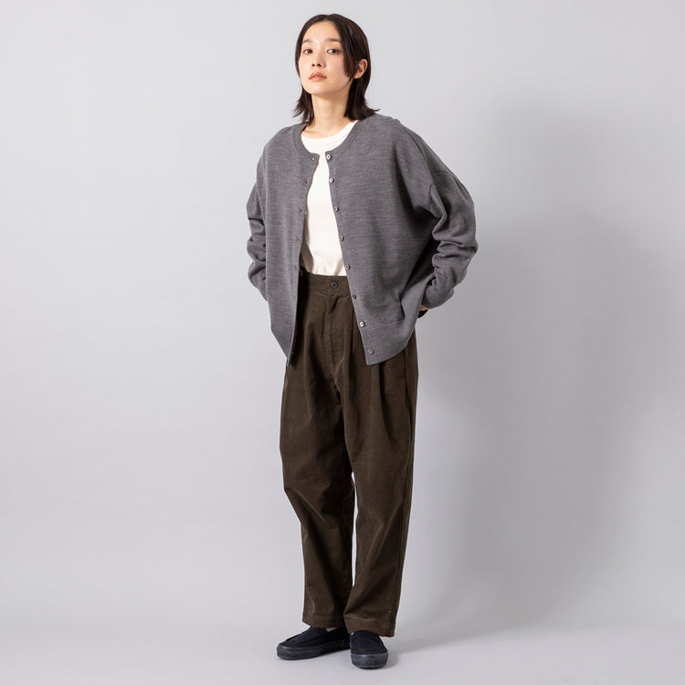 モスグリーン モデル身長163cm,HEAVENLYのAcrylic Wool Knit 2Way Cardigan|HEAVENLYのSemicombed Fraise Knit Crewneck PO|MOONSTARのLOAFY,https://market.e-begin.jp/products/dlt_hvr0686r_lala|https://market.e-begin.jp/products/dlt_hvr0685r_lala|https://market.e-begin.jp/products/mns_mns0147p_lala