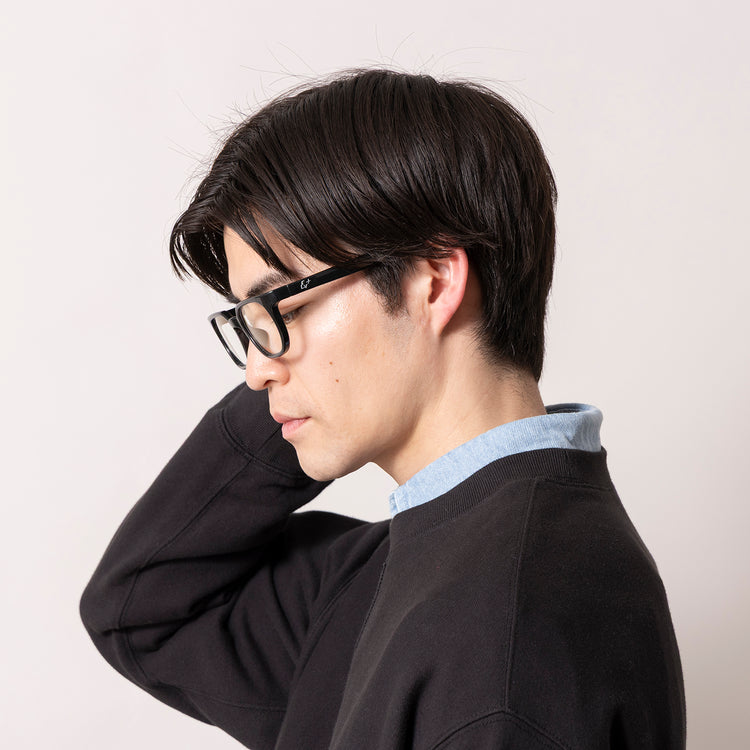 Eyevol PLUS | アイヴォルプラス　Begin別注 Lev 51（調光・ブルーライトカットレンズ搭載）