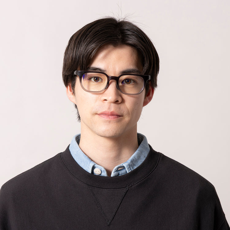 Eyevol PLUS | アイヴォルプラス　Begin別注 Lev 51（調光・ブルーライトカットレンズ搭載）