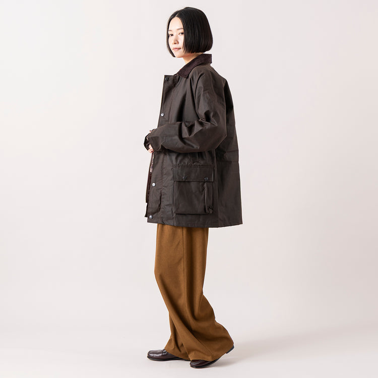 モデル身長165cm,RockallのBOLTON WAX JKT|HEAVENLYのCotton Cashmere Knit Turtle Pullover|UNIVERSAL OVERALLの2TUCK WIDE STRAIGHT PANTS|rapiécageのビーズ＆コードスライドネックレス,https://market.e-begin.jp/products/fav_roc1295s_lala|https://market.e-begin.jp/products/dlt_hvr0787s_lala|https://market.e-begin.jp/products/dre_uni1061s_lala|https://market.e-begin.jp/products/rdx_rpc1311s_lala