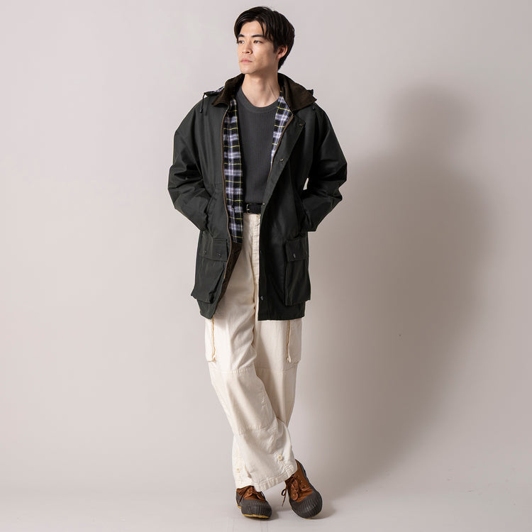 モデル身長180cm (Mサイズ着用)