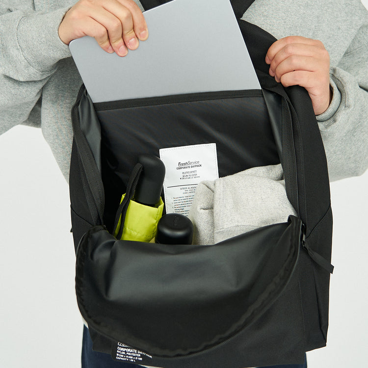 FreshService | フレッシュサービス　CORPORATE DAYPACK_28L
