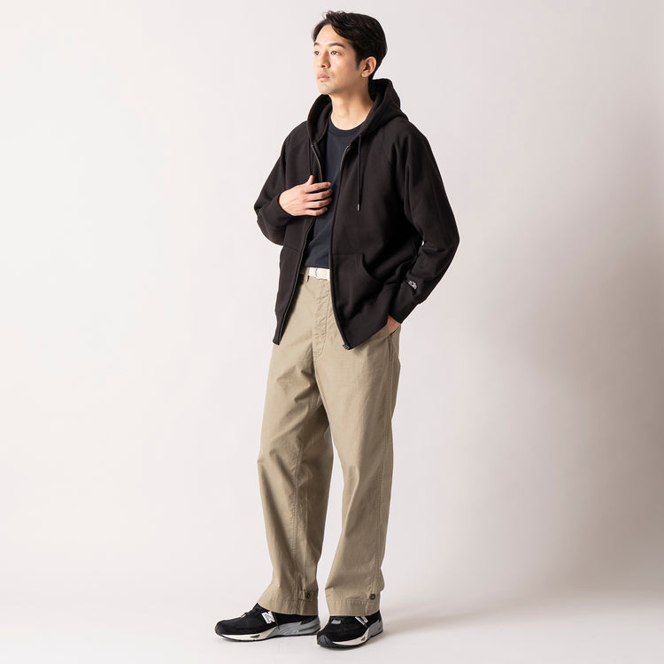 着用サイズ L(身長180cm)