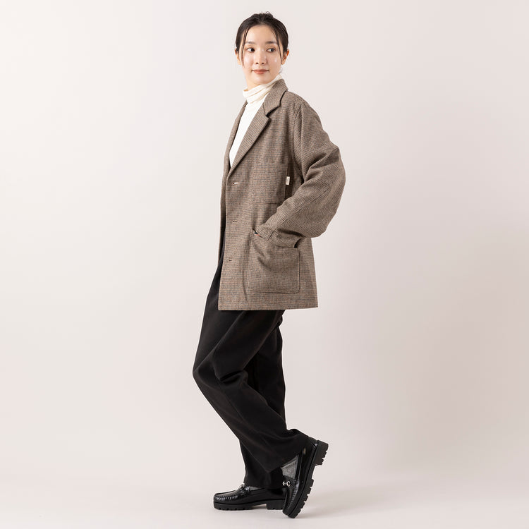 モデル身長163cm,YARMO THE UNIFORMのチェックジャケット|WHITE MAILSのタートルネック|ARCH&LINEのSTRETCH CREW PANTS|タイドウェイの2WAY MOSSボストン,https://market.e-begin.jp/products/gra_ytu1214s_lala|https://market.e-begin.jp/products/hrt_wns0730n_lala|https://market.e-begin.jp/products/ach_ach1163s_lala|https://market.e-begin.jp/products/snk_tid0304j_lala