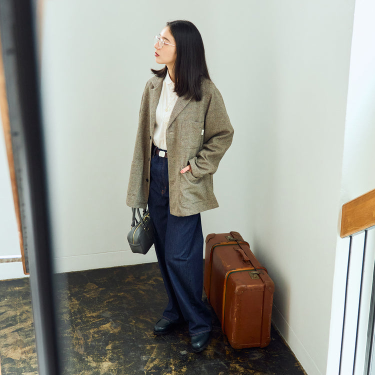 モデル身長167cm,YARMO THE UNIFORMのチェックジャケット|MANUAL ALPHABETのROUND COLLAR SHT|NEEDBY heritageのLUNA|MOONCASTLEのウールクルーネックニット|Jalan Sriwijayaのネイビービットローファー|esperantoのROLL BUCKLE BELT/25mm|rapiécageの後ろ姿もきれいなスライドチェーンコインネックレス,https://market.e-begin.jp/products/gra_ytu1214s_lala|https://market.e-begin.jp/products/mks_man0272k_lala|https://market.e-begin.jp/products/gsr_ndh0873s_lala|https://market.e-begin.jp/products/tkn_mnc0396p_lala|https://market.e-begin.jp/products/gmt_srw1032p_lala|https://market.e-begin.jp/products