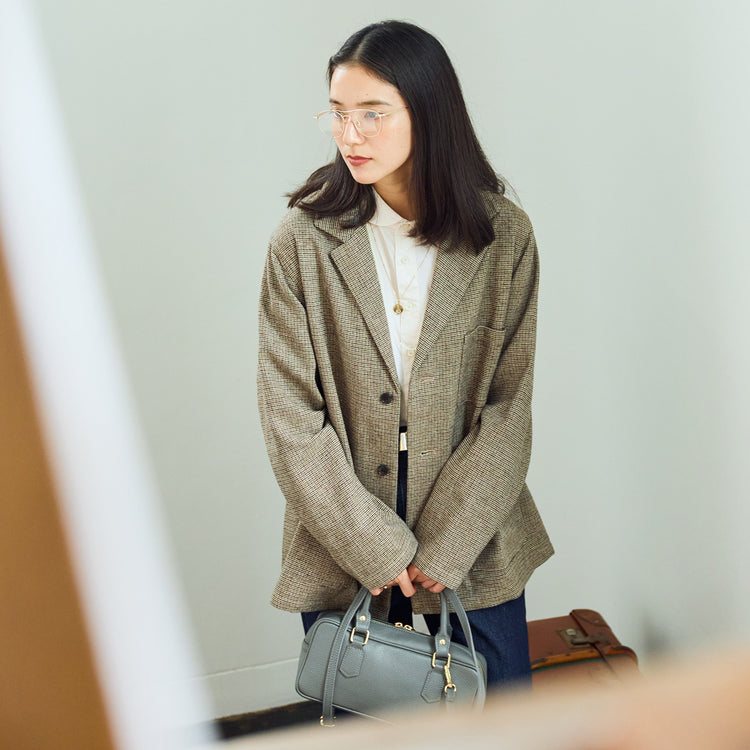 モデル身長167cm,YARMO THE UNIFORMのチェックジャケット|MANUAL ALPHABETのROUND COLLAR SHT|NEEDBY heritageのLUNA|MOONCASTLEのウールクルーネックニット|Jalan Sriwijayaのネイビービットローファー|esperantoのROLL BUCKLE BELT/25mm|rapiécageの後ろ姿もきれいなスライドチェーンコインネックレス,https://market.e-begin.jp/products/gra_ytu1214s_lala|https://market.e-begin.jp/products/mks_man0272k_lala|https://market.e-begin.jp/products/gsr_ndh0873s_lala|https://market.e-begin.jp/products/tkn_mnc0396p_lala|https://market.e-begin.jp/products/gmt_srw1032p_lala|https://market.e-begin.jp/products