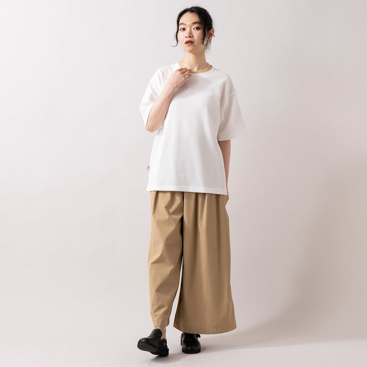 モデル身長 165cm,MANONのNYLON 2WAY WIDE PANTS|GLENFIELDのシャークソールビジネスサンダル|rapiécageのメタルトップケシビーズネックレス,https://market.e-begin.jp/products/mks_mnn0096u_lala|https://market.e-begin.jp/products/jal_gfd0392q_lala|https://market.e-begin.jp/products/rdx_rpc0108u_lala