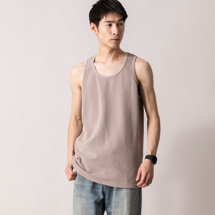 着用サイズ L(モデル身長180cm)