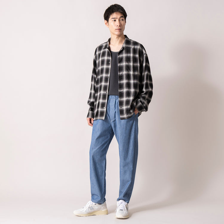 着用サイズ L(モデル身長180cm)