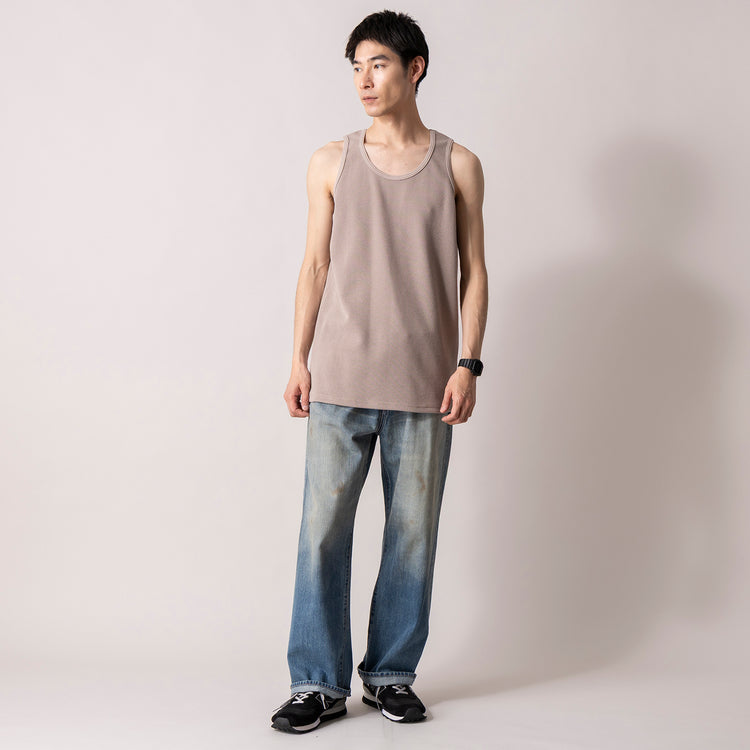 着用サイズ L(モデル身長180cm)