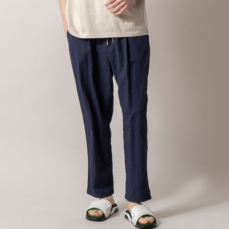 着用サイズ L(身長181cm)