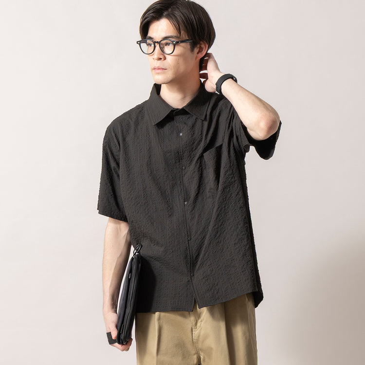 着用サイズ L(身長181cm)