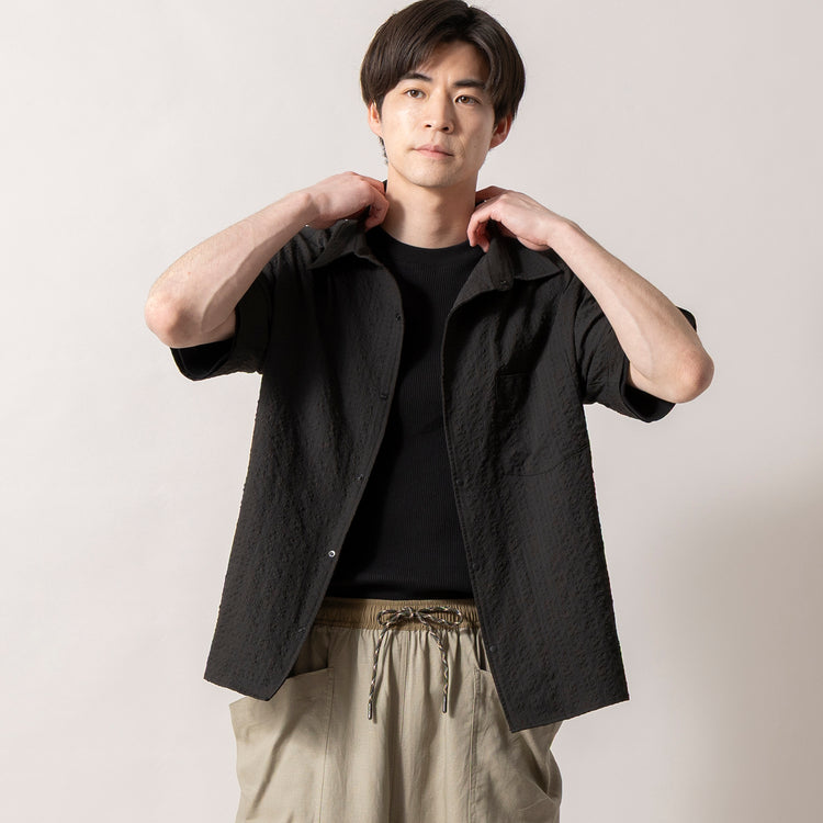 着用サイズ L(身長181cm)