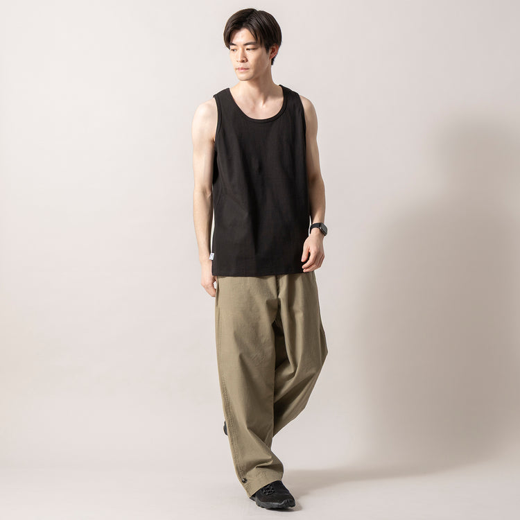 着用サイズ L(身長181cm)