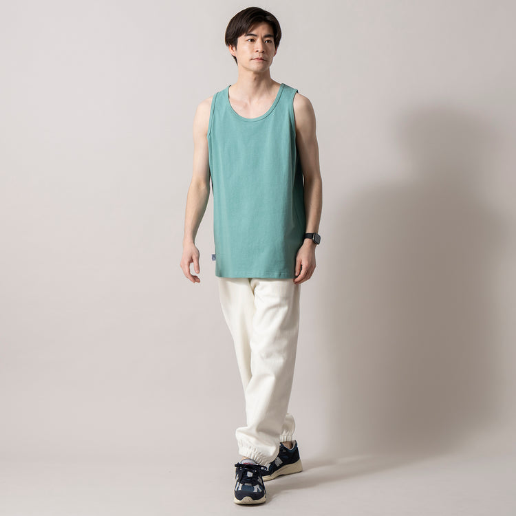 着用サイズ L(身長181cm)