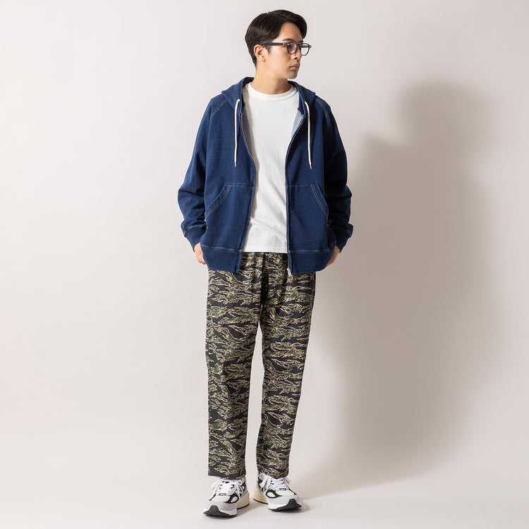 着用サイズL (モデル身長180cm)