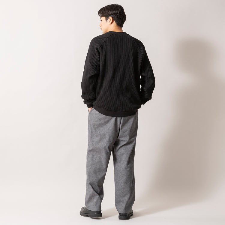 着用サイズL (モデル身長180cm)