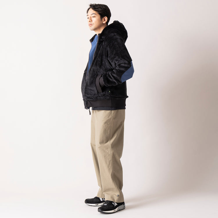 着用サイズ L(身長180cm)　05) ブラックxブルー（表面）