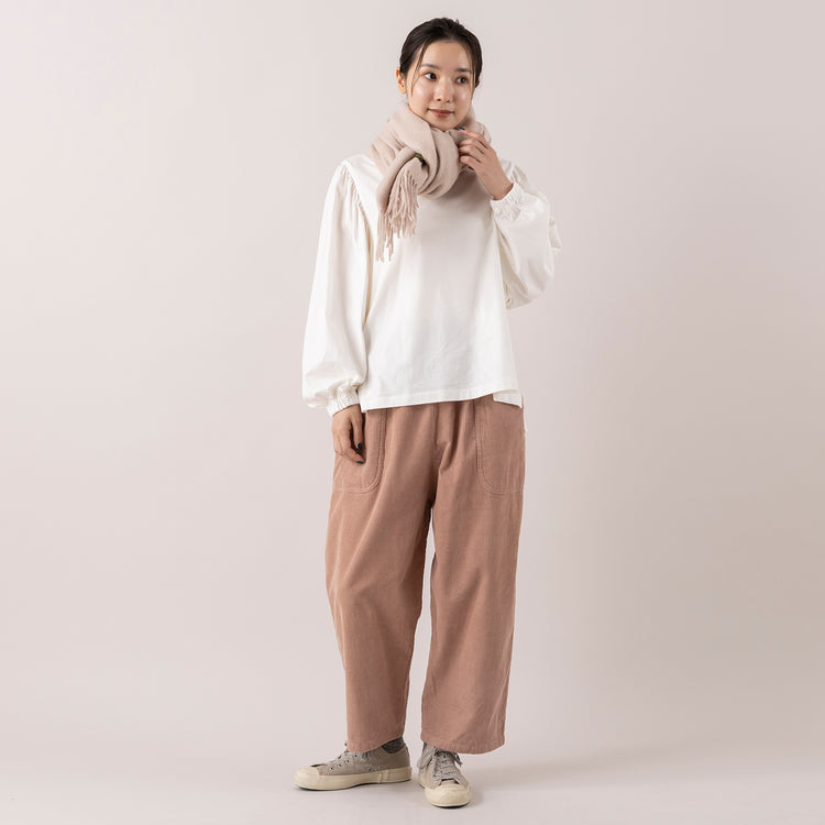 モデル身長163cm,MANONのGATHER SLEEVE LS TEE|HEAVENLYのCorduroy Front Pocket Pants|Moonstarのローバスケットヴィンテージグレー,https://market.e-begin.jp/products/mks_mnn1173s_lala|https://market.e-begin.jp/products/dlt_hvr1185s_lala|https://market.e-begin.jp/products/mns_mns0286o_lala